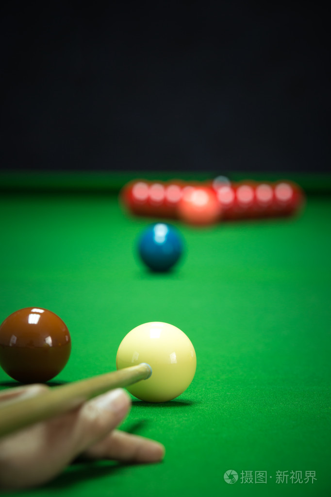 使他成为这 使他成为这